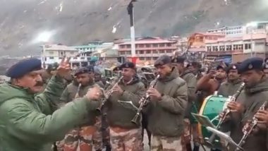 ITBP Band Playing 'Om Jai Jagdish harey' at Badrinath Temple: बद्रीनाथ मंदिर में आईटीबीपी बैंड ने बजाया ‘ओम जय जगदीश हरे’, स्पेशल परफॉर्मेंस से जीता दिल