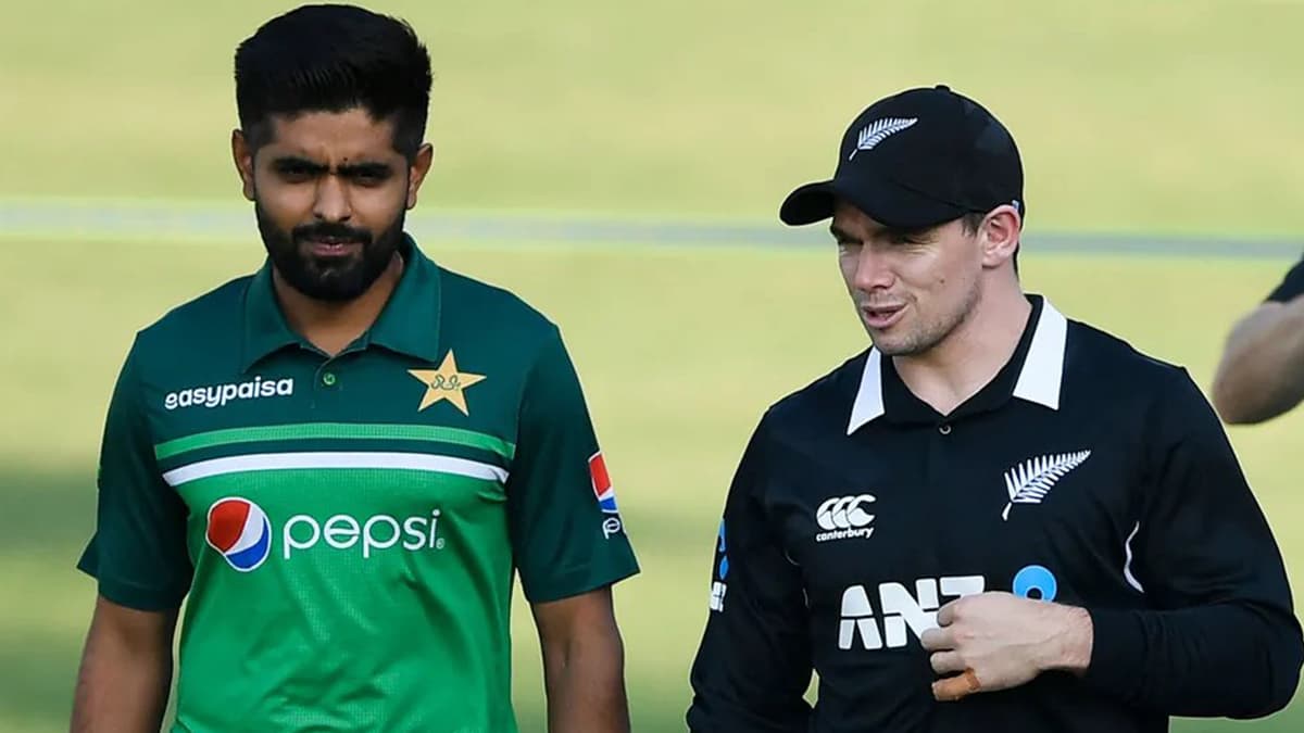 PAK vs NZ 1st T20I 2023: कप्तान बाबर के सौवें टी20 में पाकिस्तान ने न्यूजीलैंड को बुरी तरह से धोया, पाक ने 1-0 से बनाई बढ़त