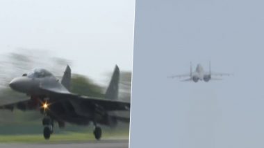 राष्ट्रपति Droupadi Murmu ने तेजपुर वायु सेना स्टेशन से Sukhoi 30 MKI लड़ाकू विमान में उड़ान भरी (Watch Video)