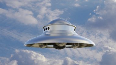 UFO Spotted in Middle East: पेंटागन ने शेयर किया यूएफओ का वीडियो, कहा- इसमें अलौकिक गतिविधि का कोई विश्वसनीय सबूत नहीं