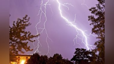 Lightning Strike: ओडिशा में अचानक एक दुकान पर गिरी आकाशीय बिजली, एक की मौत, चार घायल