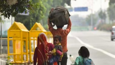 Migrant Workers in Trouble: वेतन नहीं मिला तो 7 दिन में1000 KM चलकर घर पहुंचे प्रवासी श्रमिक, बेंगलुरु से पहुंचे ओडिशा