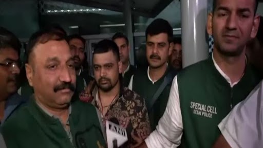 Video: मैक्सिको से गिरफ्तारी के बाद गैंगस्टर दीपक बॉक्सर को दिल्ली लाया गया, देखें वीडियो