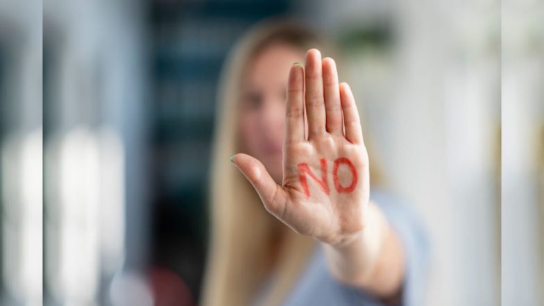 Women Facing Discrimination: पूर्वाग्रह के चलते अब भी पक्षपात का सामना कर रही हैं महिलाएं