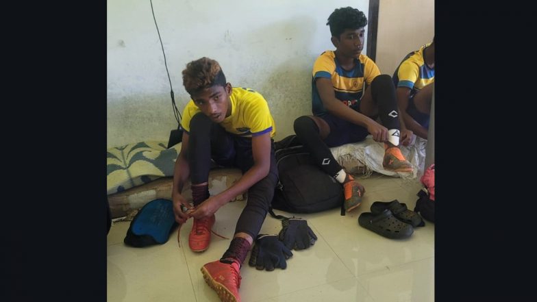 Kerala Blasters Under-17 Team Selection: माकपा विधायक ने केरला ब्लास्टर्स के चयन ट्रायल में की देरी, स्थानीय स्टेडियम का गेट खोलने से किया था इनकार