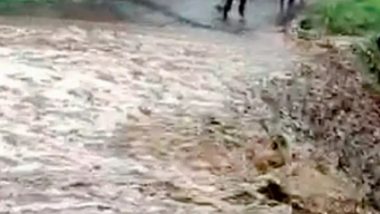 Tamil Nadu: इरोड जिले में भारी बारिश के कारण अचानक आई बाढ़, 2 पुल बहे