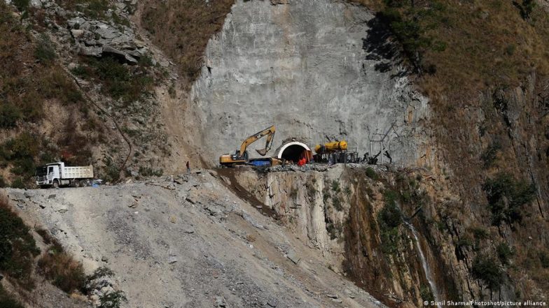 बिजली के जरिये नेपाल में चीन को जवाब दे रहा है भारत