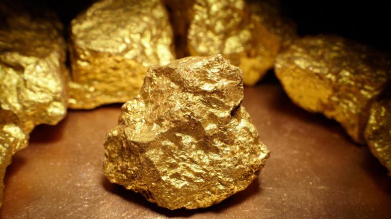 सोना 210 रुपये उछला, चांदी में 700 रुपये की तेजी