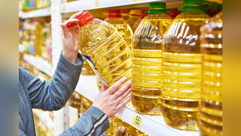 Edible Oil To Get Cheaper: आम आदमी को राहत! सरकार ने सोयाबीन और सूरजमुखी के तेल के आयात पर कस्टम ड्यूटी में दी छूट