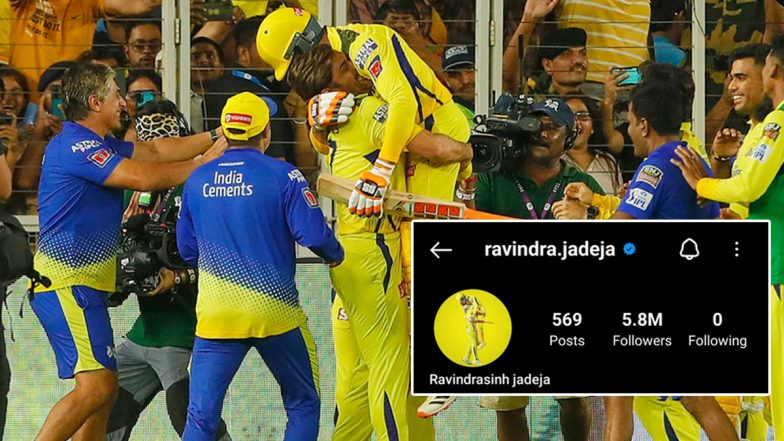 Ravindra Jadeja Wins Hearts by Changing Instagram DP: रवींद्र जडेजा ने एमएस धोनी के गोद उठाए फोटो को इंस्टाग्राम डीपी लगा कर जीता दिल, फैंस ने दी प्रतिक्रिया, देखें Tweets