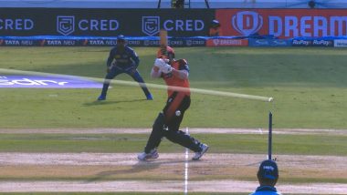 'Clueless Umpiring' SRH vs LSG: हैदराबाद में अंपायर विवादित फैसले के बाद दर्शकों के कारण मैच में आयी रूकावट