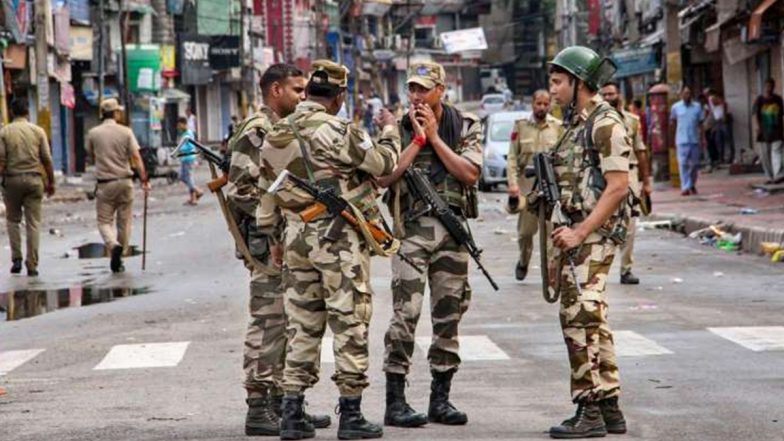 मणिपुर में 10 उग्रवादी बंकरों का भंडाफोड़, लूटे गए 1100 हथियार बरामद