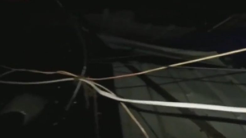 Bihar: पटना में आंधी और तूफान ने मचाई तबाही, बिजली का तार टूटने से कदमकुआं थाने में मची अफरा-तफरी (Watch Video)
