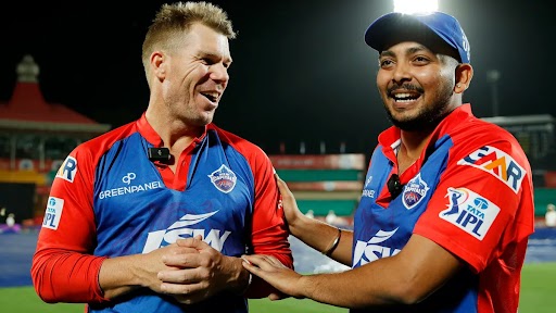 Delhi Capitals Rainbow Jersey: चेन्नई सुपर किंग्स के खिलाफ मैच में रेनबो जर्सी पहनेगी दिल्ली कैपिटल्स, इस जर्सी में ख़तरनाक रहा है उनका रिकॉर्ड, देखें Photo