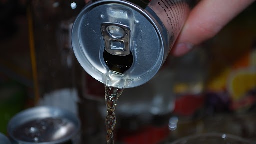 Prime Energy Drink Causes Heart Attack? क्या प्राइम एनर्जी ड्रिंक से होता है हार्ट अटैक? ब्रिटेन में इसे पीने के बाद स्कूली बच्चे को हुआ कार्डियक अरेस्ट