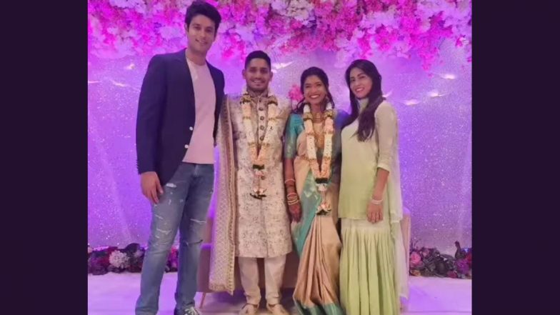 Tushar Deshpande Engagement Pic: नाभा गद्दामवार के साथ बंधन में बंधें सीएसके के तेज गेदबाज तुषार देशमुख, देखें Engagement की खुबसूरत तस्वीर