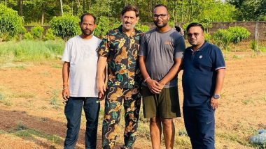 MS Dhoni With His Friends: रांची में एमएस धोनी अपने बचपन के दोस्तों के साथ की भेंट- मुलाकात, खूबसूरत तस्वीर हुआ वायरल, देखें Photo