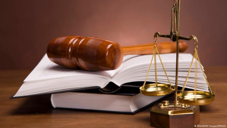HC on Nudity: न्यूड होने का मतलब हमेशा अश्लीलता नहीं, केरल हाईकोर्ट ने अर्द्धनग्न शरीर पर पेटिंग मामले में महिला को किया बरी