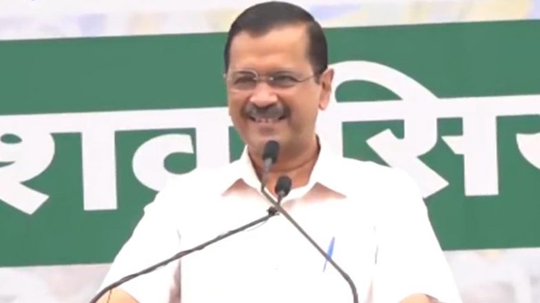 UP: अरविंद केजरीवाल ने योगी सरकार पर कसा तंज, कहा- यूपी में बिजली के खूब कट लग रहे हैं, फ्री तो नहीं?