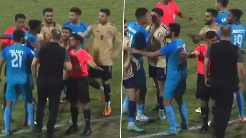 DRAMA AGAIN! SAFF चैंपियनशिप फुटबॉल मैच&nbsp;में भारतीय कोच&nbsp;इगोर स्टिमक की कुवैत के खिलाड़ियों से तीखी नोकझोंक, एक बार फिर रेड कार्ड&nbsp;के वजह से हुए मैदान से बाहर