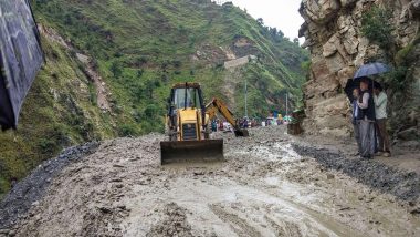Uttarakhand: पहाड़ों पर बारिश ने ढाया कहर! भूस्खलन के कारण बद्रीनाथ हाईवे बंद, यमुनोत्री राजमार्ग पर भी यातायात ठप