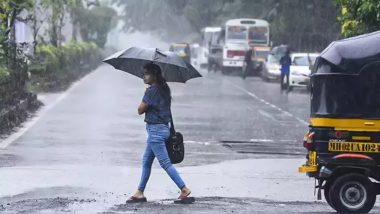 Mumbai Rains Photos And Videos: मुंबई में मानसून ने पकड़ी रफ्तार, सुबह-सुबह बारिश से लोग हुए खुश