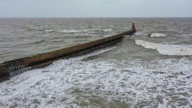 Cyclone Michaung: आंध्र प्रदेश के तट से टकराया चक्रवाती तूफान, मिगजॉम का लैंडफॉल शुरू; देखें Live लोकेशन