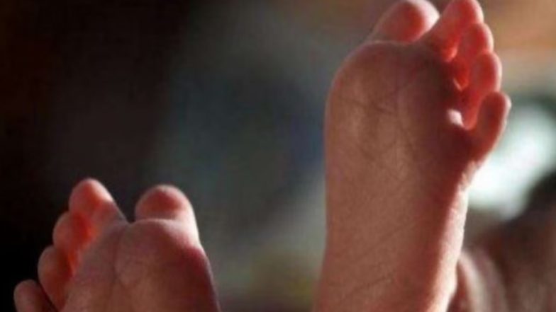 UP Shocker: शराबी पिता की हैवानियत! रात में रोने पर डेढ़ महीने के बच्चे की पटक-पटककर ली जान