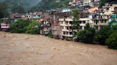 Cloud Burst in Himachal: हिमाचल में बादल फटने से आई बाढ़, भारी बारिश चलते घरों में भरा पानी