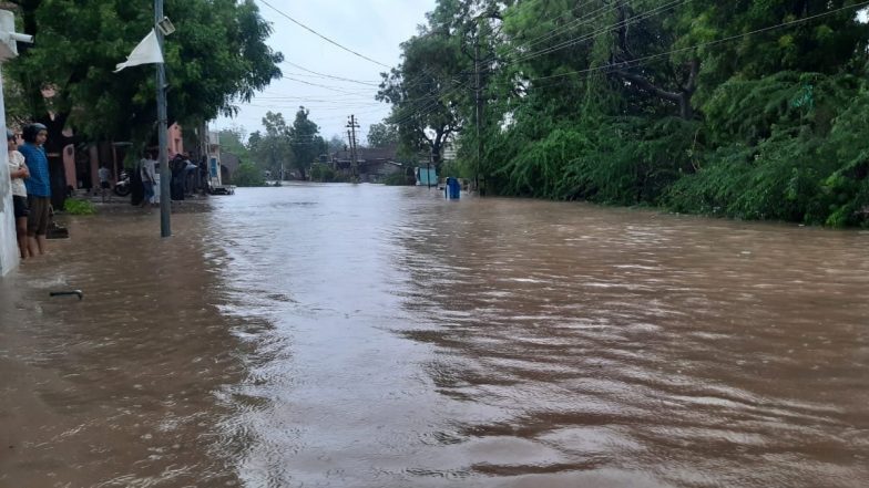 Cyclone Biparjoy: राजस्थान में तबाही मचा रहा है तूफान, बाड़मेर, जालोर और सिरोही में बाढ़ जैसे हालात