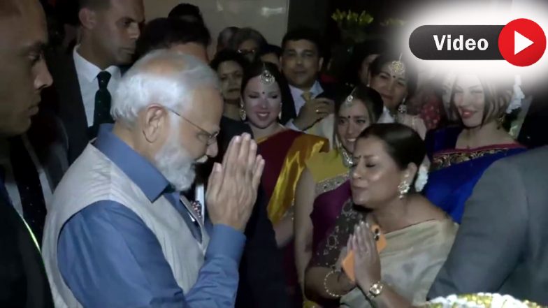 Modi Modi In Egypt Too: मिस्र में लगे मोदी-मोदी के नारे, भारतीय समुदाय ने गर्मजोशी से किया प्रधानमंत्री का स्वागत, देखें VIDEO