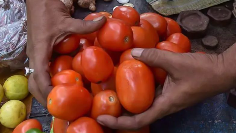 Tomato Price Hike: टमाटर के दाम में भारी उछाल, 100 रुपये प्रति किलो तक पहुंचेगा रेट; अन्य सब्जियां भी महंगी