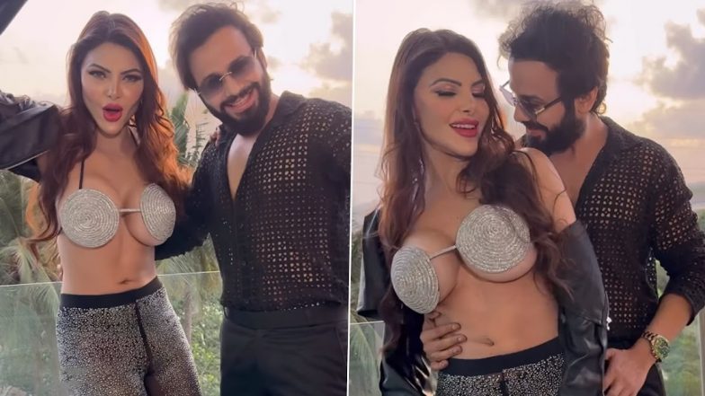 Sherlyn Chopra ने शिमरी बिकनी टॉप पहन सोशल मीडिया का बढ़ाया तापमान, एक्ट्रेस की बोल्ड अदाओं ने यूजर्स के उड़ाए छक्के (Watch Video)
