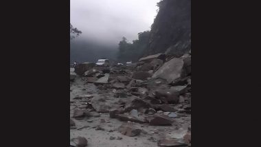 Uttarakhand Rains: भूस्खलन के बाद पहाड़ी मलबे के कारण बद्रीनाथ राजमार्ग अवरुद्ध