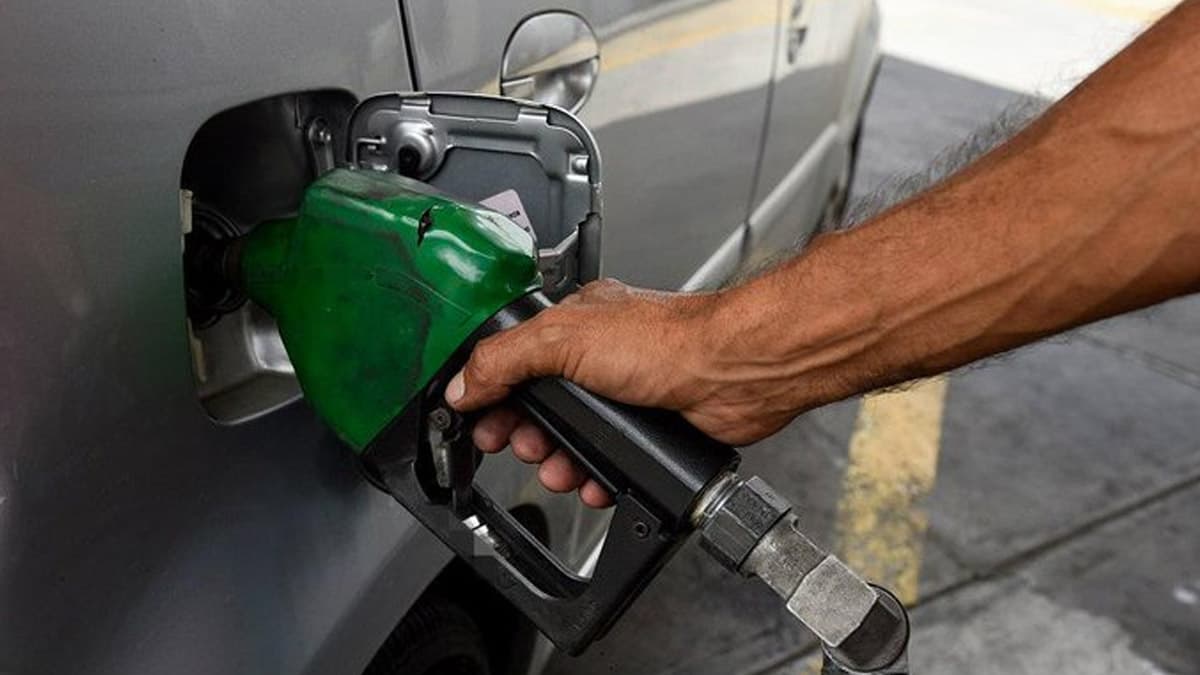 Himachal Diesel Price Hike: हिमाचल में डीजल हुआ महंगा, सरकार ने वैट 3 रुपये प्रति लीटर बढ़ाया