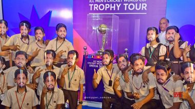 School Students Wearing Sanju Samson Masks: विश्व कप ट्रॉफी टूर पर संजू सैमसन मास्क पहने दिखे स्कूली छात्र, देखें तस्वीर