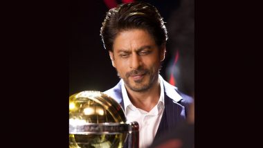 Shah Rukh Khan With ODI World Cup Trophy: शाहरुख खान ने वनडे वर्ल्ड कप ट्रॉफी के साथ दिया पोज, फैंस ने दिए ऐसे रिएक्शन