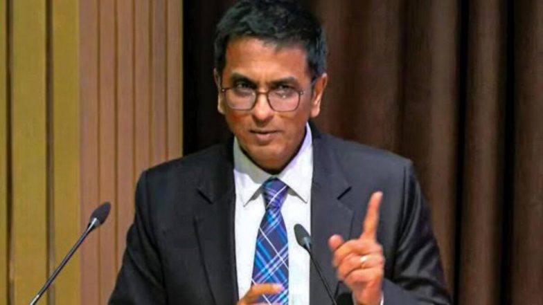 CJI DY Chandrachud Congratulates ISRO: चंद्रयान-3 मिशन की सफलता पर सीजेआई चंद्रचूड़ बोले- इसरो ने पूरे देश को गौरवान्वित किया