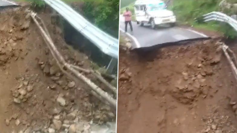 Uttarakhand: पहाड़ों पर आफत की बारिश जारी! चमोली में गैरसैंण-कर्णप्रयाग हाईवे का एक हिस्सा पानी में बहा (Video)