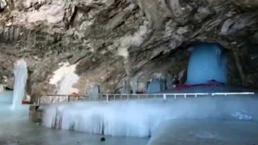 Amarnath Yatra 2023: अमरनाथ यात्रा शुरू, तीर्थयात्रियों का पहला जत्था गुफा मंदिर के लिए रवाना
