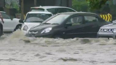 Gurugram Heavy Rain: दिल्ली से सटे गुरुग्राम में भारी बारिश, IFFCO चौक के पास भरा पानी- Video