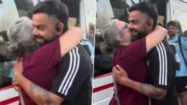 Joshua Da Silva’s Mother Hugs Virat Kohli: वेस्टइंडीज के विकेटकीपर जोशुआ दा सिल्वा की मां ने विराट कोहली को लगाया गले और चूमा, स्टार क्रिकेटर से मिलने के बाद हुई भावुक, देखें वीडियो