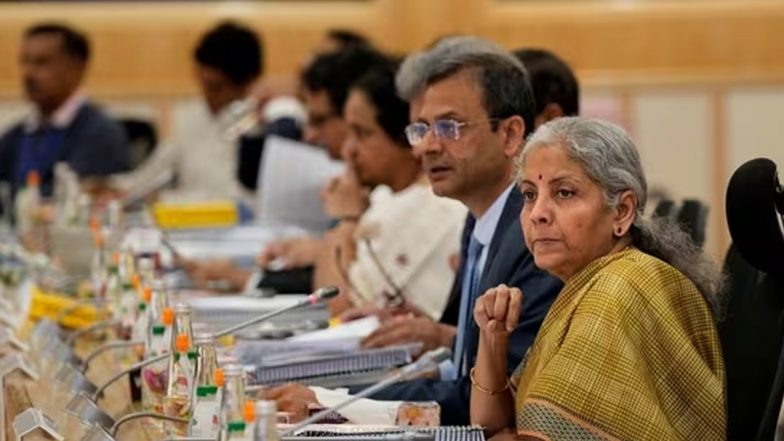 GST Council Meeting: कैंसर की इंपोर्टेड दवाइयों पर नहीं लगेगा टैक्स, गेमिंग-हॉर्स रेसिंग पर 28 फीसदी जीएसटी