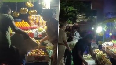 UP: कौशांबी में पुलिसकर्मी ने फल विक्रेताओं के साथ किया दुर्व्यवहार, फलों की टोकरियों को फेंकने का वीडियो वायरल होने पर लाइन हाजिर