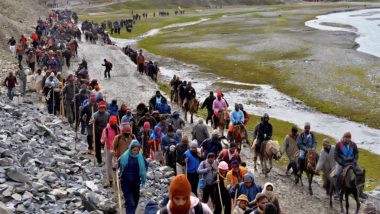 Amarnath Yatra: तीन दिन बाद अमरनाथ यात्रा फिर शुरू, बारिश और भूस्खलन के चलते मार्ग में फंसे थे कई श्रद्धालु | Video