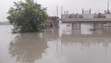 Delhi Floods: दिल्ली में अभी और बढ़ेगा यमुना का जलस्तर, सीएम केजरीवाल की अपील- बाढ़ की तस्वीर लेने या वीडियो बनाने न जाएं