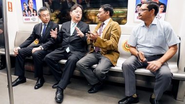 Yoshimasa Hayashi Visits Delhi Metro: जापान के विदेश मंत्री योशिमासा हयाशी ने दिल्ली मेट्रो का किया दौरा, सवारी भी की (See Pics)