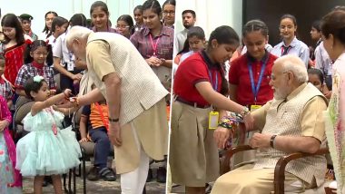 Happy Raksha Bandhan 2023: दिल्ली में स्कूली लड़कियों के साथ पीएम मोदी ने मनाया रक्षा बंधन का त्योहार, छात्रों ने बांधी राखी- Video