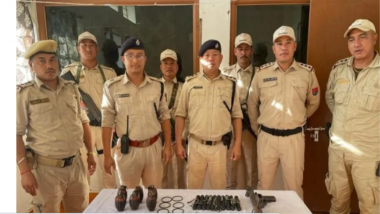 Ammunition Recovered In Manipur: मणिपुर में लूटे गए 8 हथियार, 112 तरह के गोला-बारूद बरामद