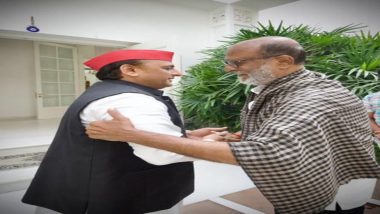 Superstar Rajinikanth Meets SP Chief Akhilesh Yadav: लखनऊ में सुपरस्‍टार रजनीकांत ने सपा नेता अखिलेश यादव से की मुलाकात